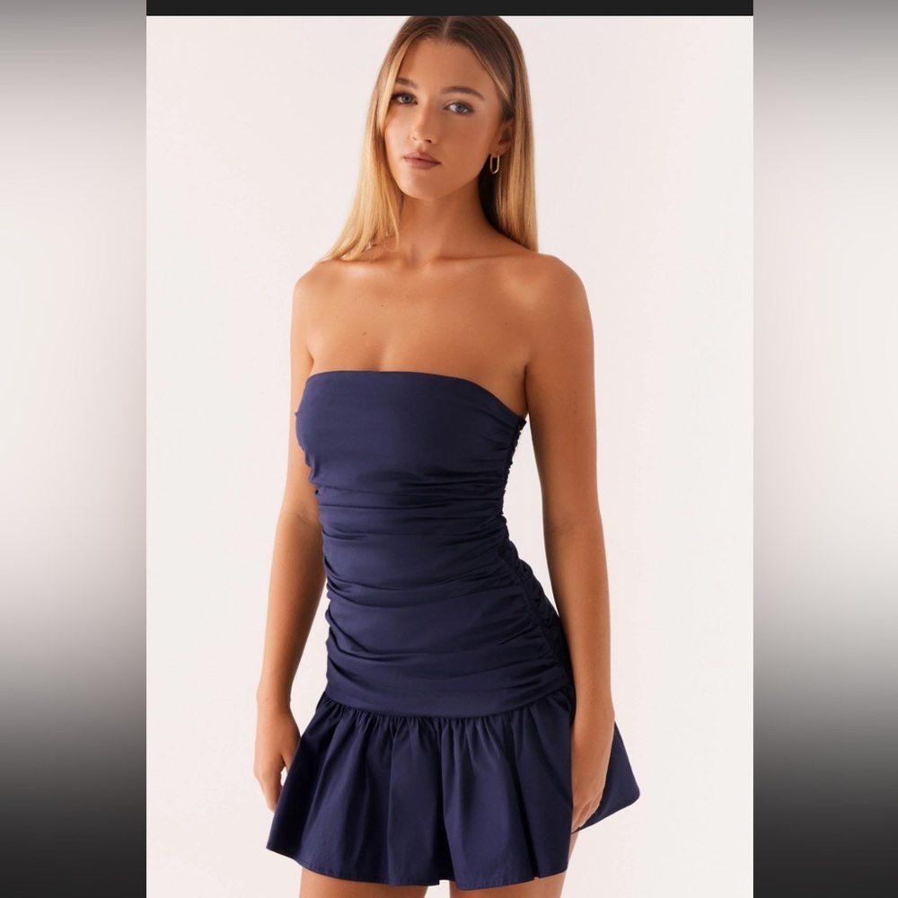 Peppermayo Midnight Blue Dress
Caja 4